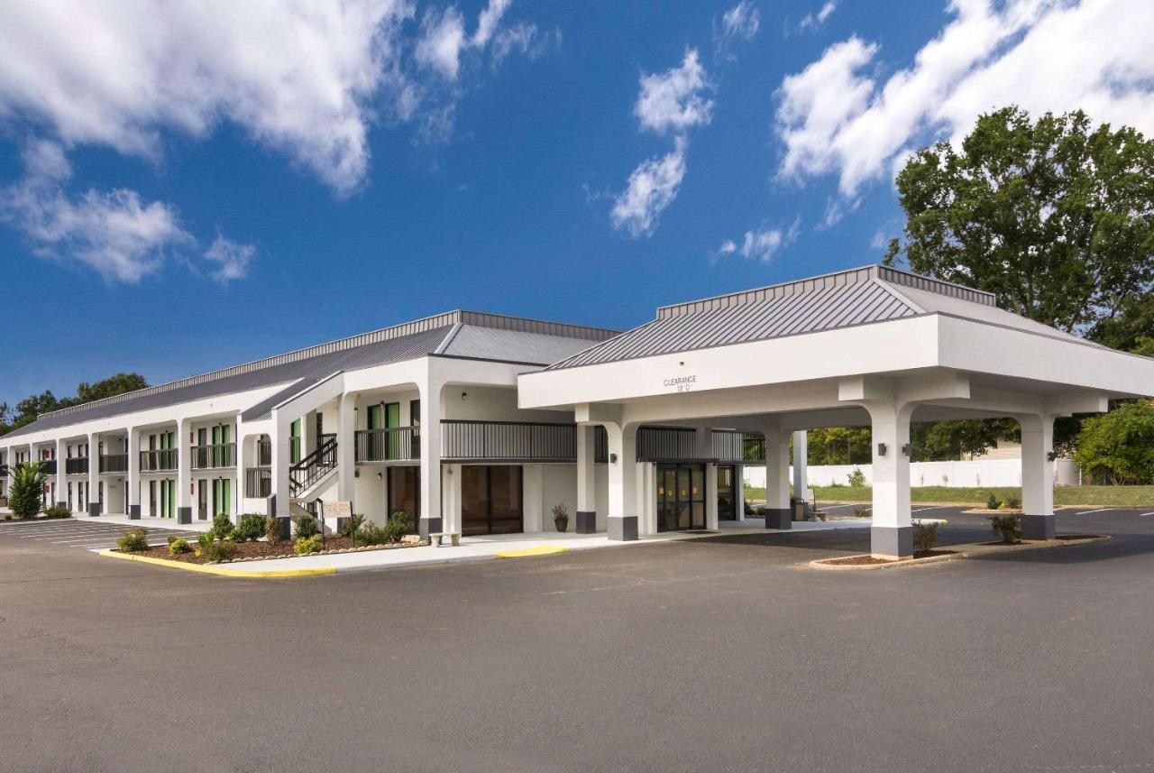 Quality Inn Emporia Luaran gambar