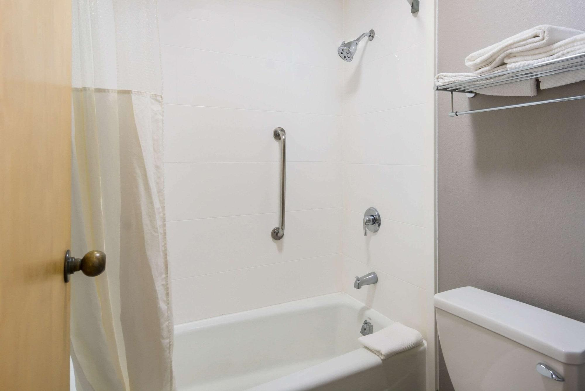 Quality Inn Emporia Luaran gambar